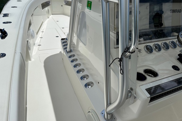 THE PEACEKEEPER 39ft SeaVee Yacht For Sale