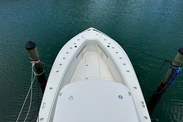 THE PEACEKEEPER 39ft SeaVee Yacht For Sale