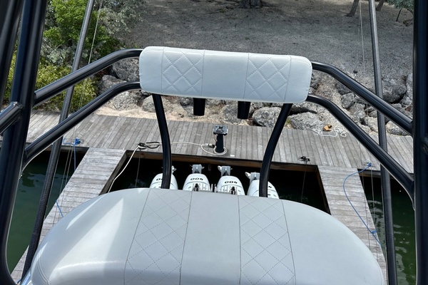 THE PEACEKEEPER 39ft SeaVee Yacht For Sale