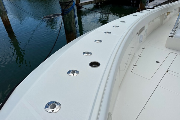 THE PEACEKEEPER 39ft SeaVee Yacht For Sale