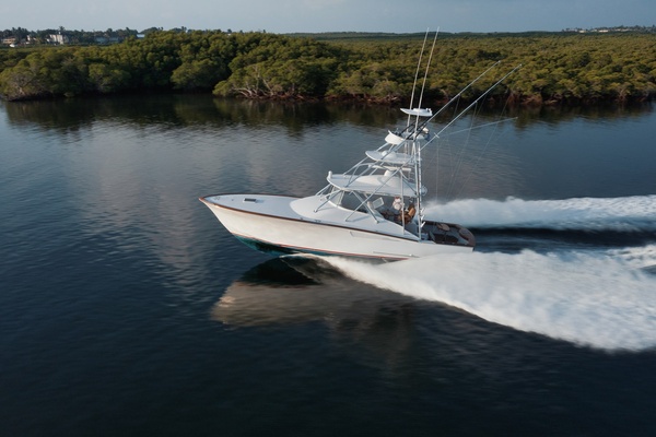 DOG HOUSE 40ft F amp S Yacht For Sale