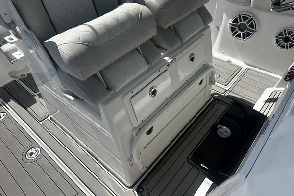 28ft Sea Fox Yacht For Sale