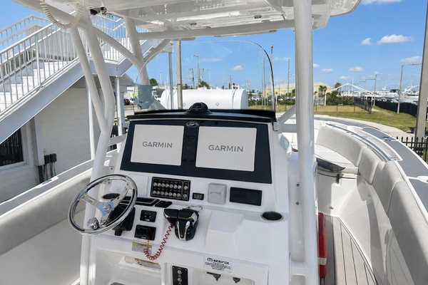 28ft Sea Fox Yacht For Sale