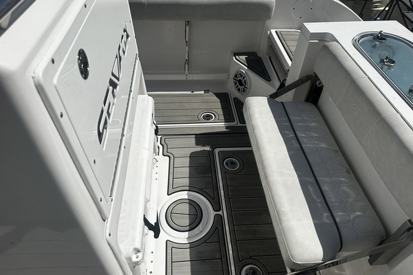 28ft Sea Fox Yacht For Sale