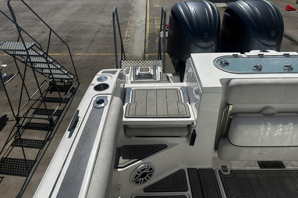 28ft Sea Fox Yacht For Sale