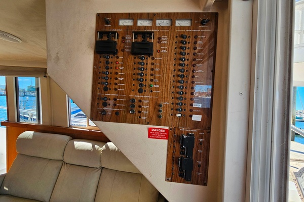Half Full II 39ft Mainship Yacht For Sale