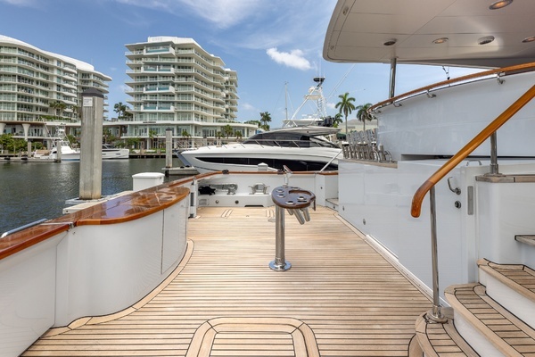 Photo of the 1998 Trinity Yachts  "BAD COMPANY"