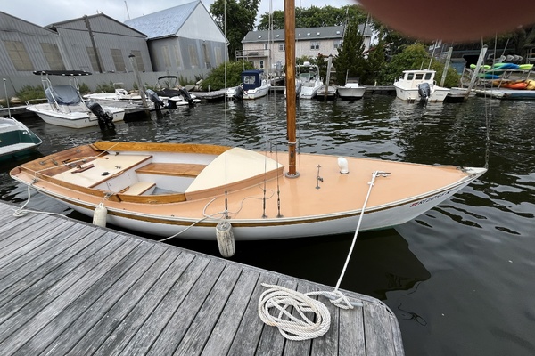 Little Dipper II 21ft Golden Era Yacht For Sale