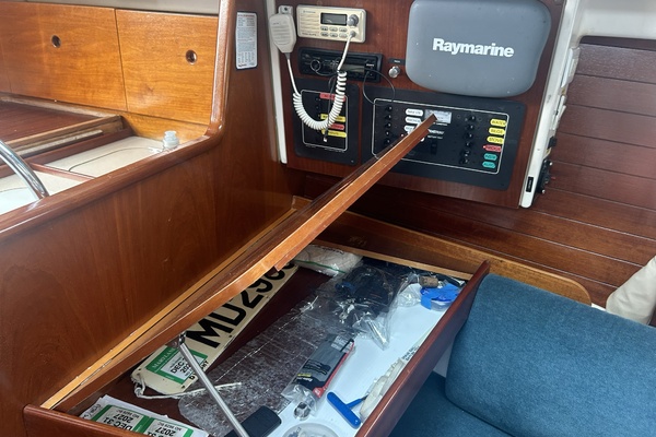 Belican 32ft Beneteau Yacht For Sale