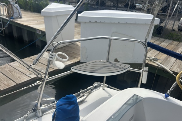 Belican 32ft Beneteau Yacht For Sale