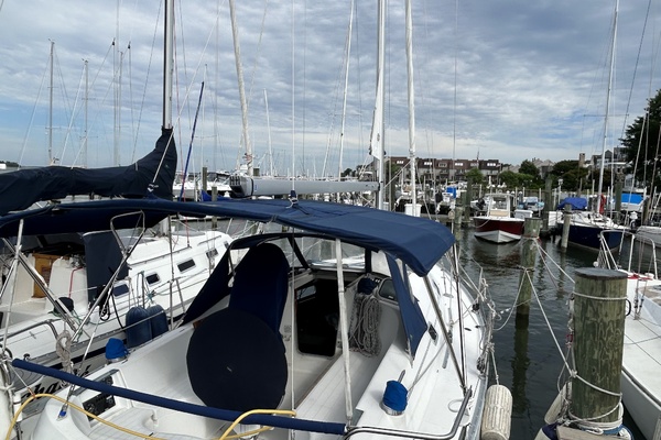 Belican 32ft Beneteau Yacht For Sale