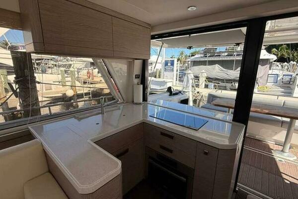 Electric Summer 48ft Greenline Yacht For Sale