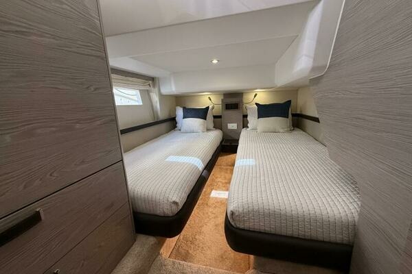 Greenline 48 Fly Hybrid Yacht For Sale