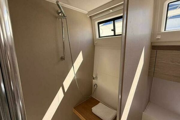 Greenline 48 Fly Hybrid Yacht For Sale