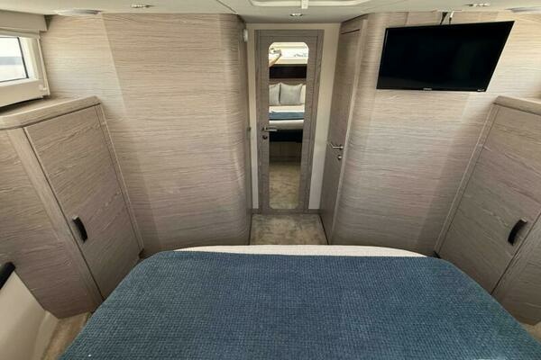Greenline 48 Fly Hybrid Yacht For Sale