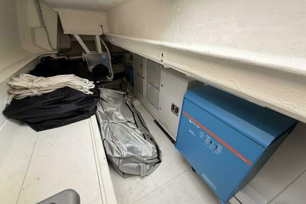 Greenline 48 Fly Hybrid Yacht For Sale