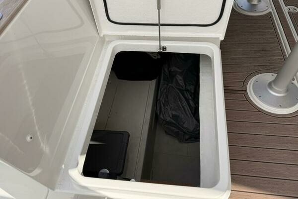 Greenline 48 Fly Hybrid Yacht For Sale