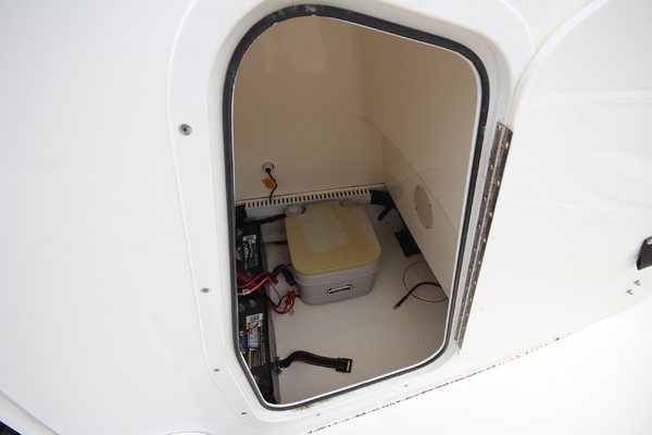 21ft Boston Whaler Yacht For Sale
