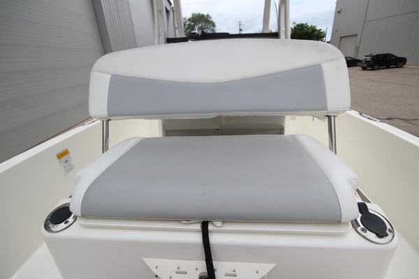 21ft Boston Whaler Yacht For Sale
