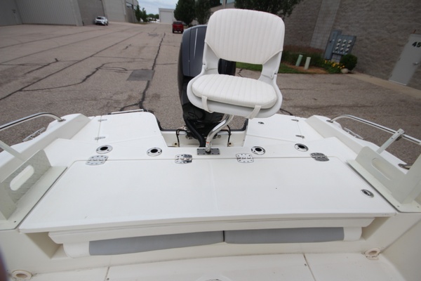 21ft Boston Whaler Yacht For Sale