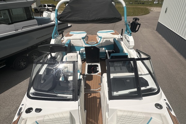 23ft Nautique Yacht For Sale
