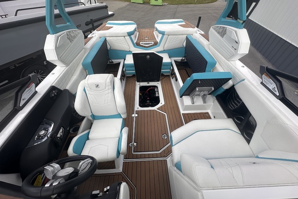 23ft Nautique Yacht For Sale