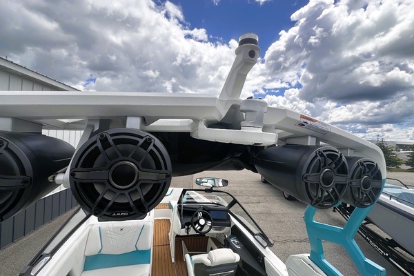 23ft Nautique Yacht For Sale