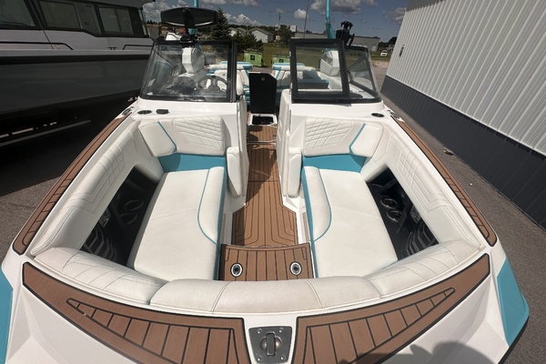 23ft Nautique Yacht For Sale