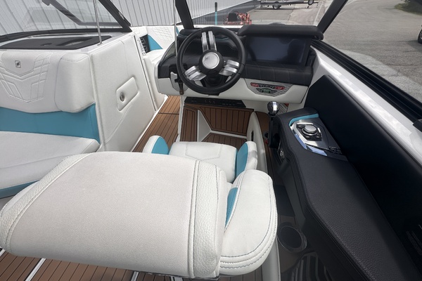 23ft Nautique Yacht For Sale