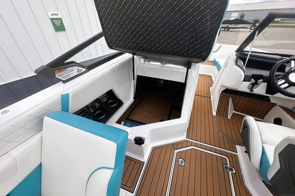 23ft Nautique Yacht For Sale