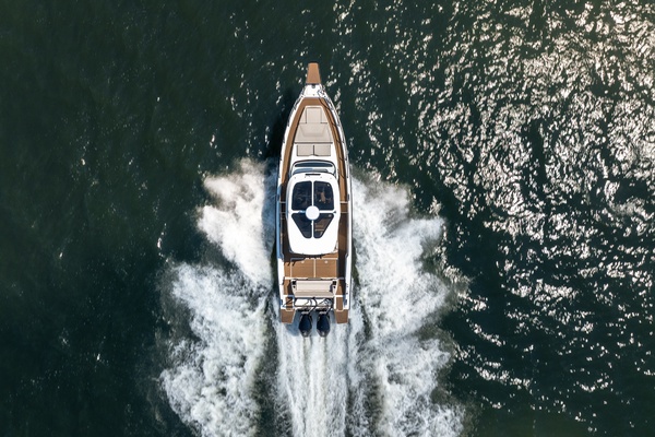 30ft Navan Yacht For Sale