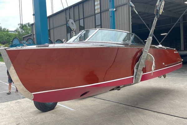 27-ft-Hacker-Craft-2024-27 Sport- Harbor Springs Michigan United States  yacht for sale