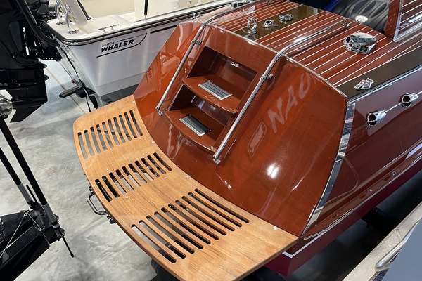 27ft Hacker Craft Yacht For Sale