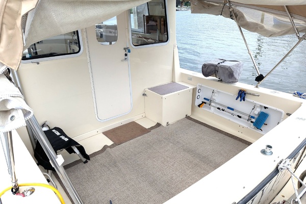 Lily Pad 32ft Atlas Yacht For Sale
