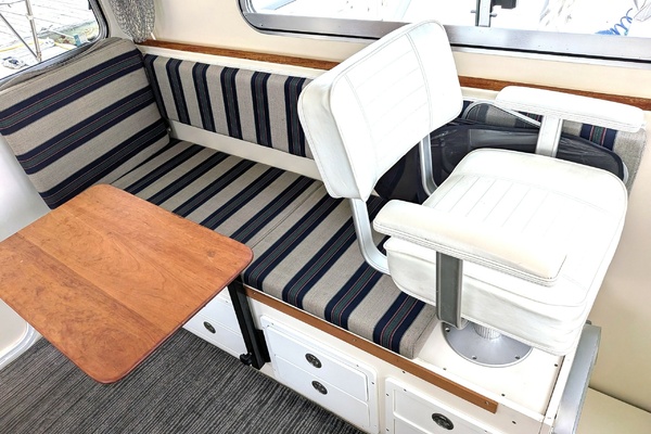 Lily Pad 32ft Atlas Yacht For Sale