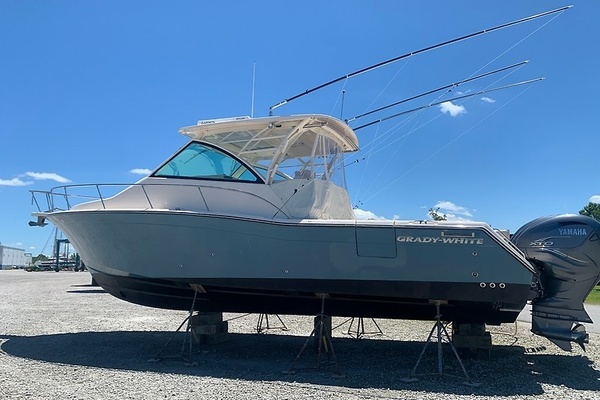 37-ft-Grady-White-2020-370 Express-Wave Grader Beaufort North Carolina United States  yacht for sale