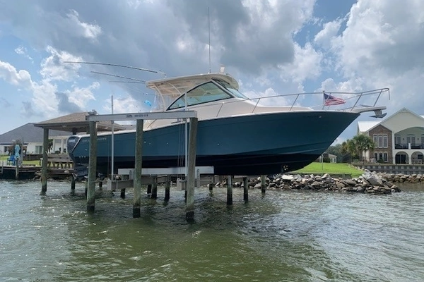 37' Grady White