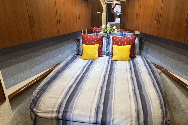 Marrakesh Express 48ft Ocean Yacht For Sale