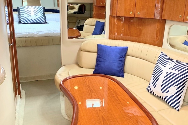 38ft Sea Ray Yacht For Sale
