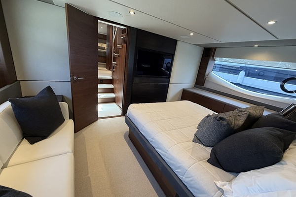 WILE E COYOTE 66ft Princess Yacht For Sale