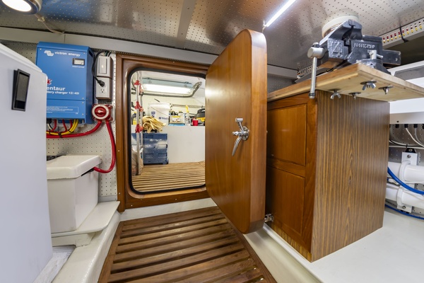 Boondocks V 52ft DeFever Yacht For Sale