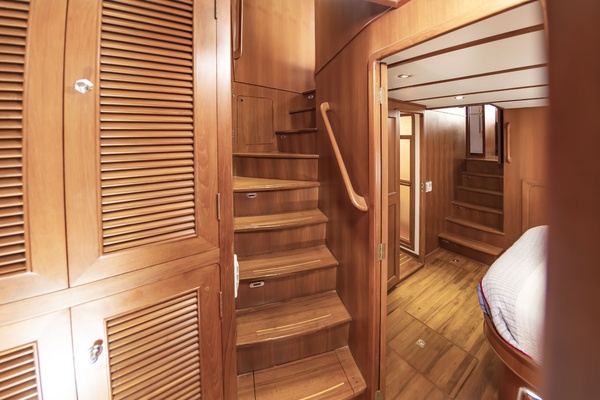 Boondocks V 52ft DeFever Yacht For Sale