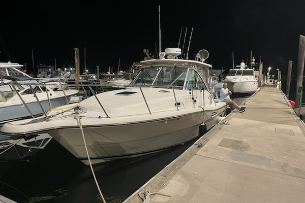 Photo of the 2003 Pursuit Express "LUTORIA"