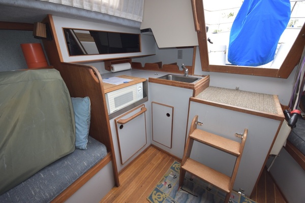 30ft S2 Yacht For Sale
