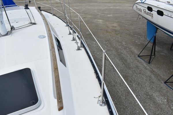30ft S2 Yacht For Sale