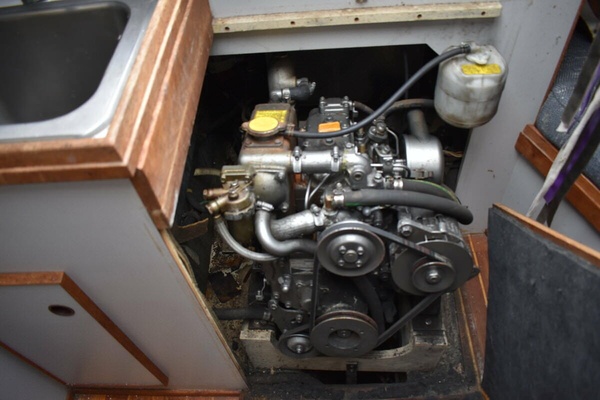 30ft S2 Yacht For Sale