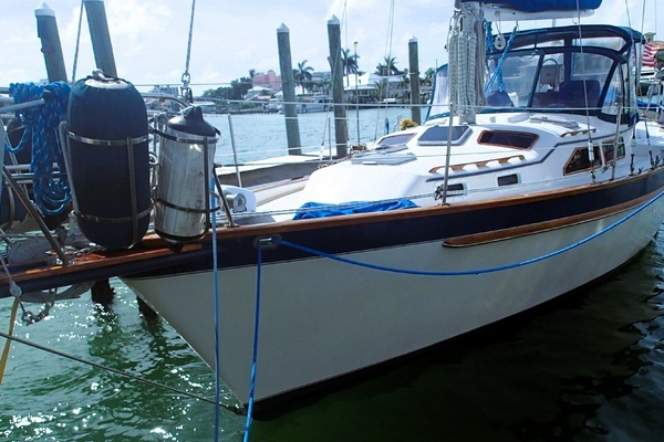 38-ft-Irwin-1986-38CC MKll-Sapphire Clearwater Florida United States  yacht for sale