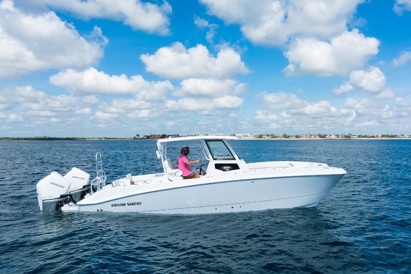 2025 Twin Vee 28