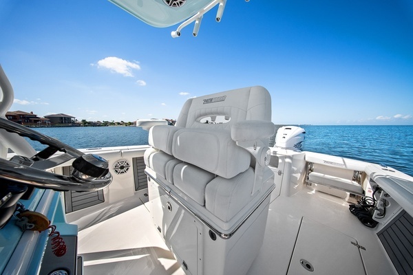 Photo of the 2021 Pathfinder 2700 Open