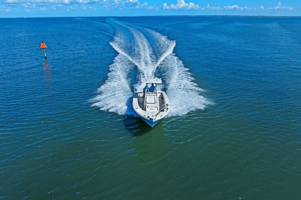 27ft Pathfinder Yacht For Sale